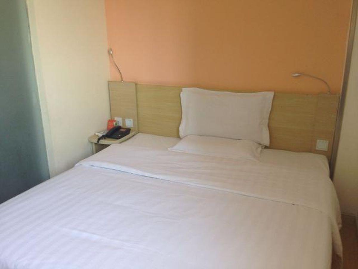 Hotel 7days Anting Subway Station 2*