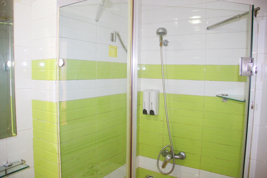 Hotel 7days Anting Subway Station 2*